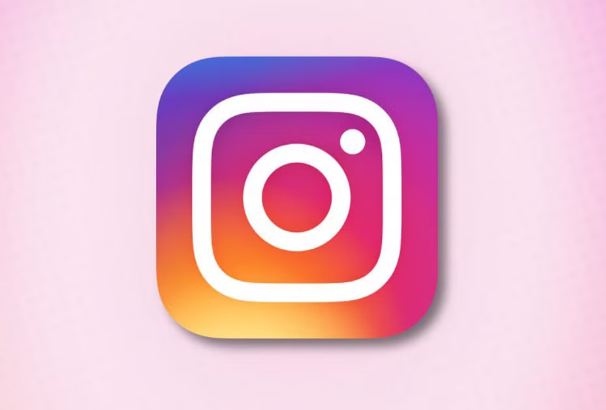 Instagram（照片墙，简称：ins或IG）运行在移动端上的社交应用